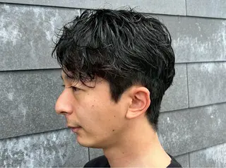 パーマ メンズ 内山 翔太のヘアスタイル