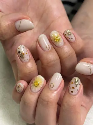 ネイル Nail salon Genieのネイルデザイン
