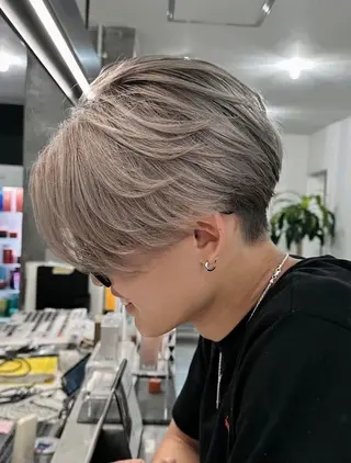 ショート 林 奏音のヘアスタイル