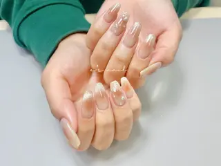 ネイル e’s nail Lumièreのネイルデザイン