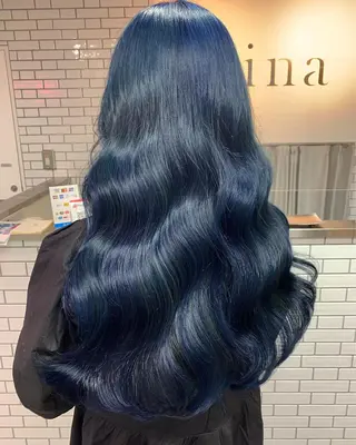 ロング カラー ヘアアレンジ Zina 渋谷のヘアスタイル