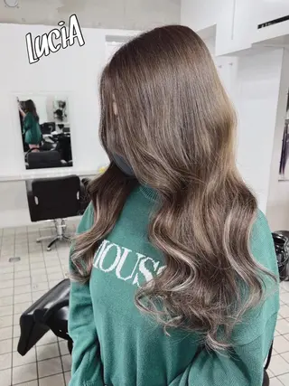 カラー ヘアアレンジ ロング エクステ7:30〜 LuciA\5900のヘアスタイル