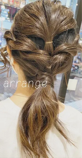 ヘアアレンジ アイリスト 蓑島伶奈の眉毛・アイブロウイメージ