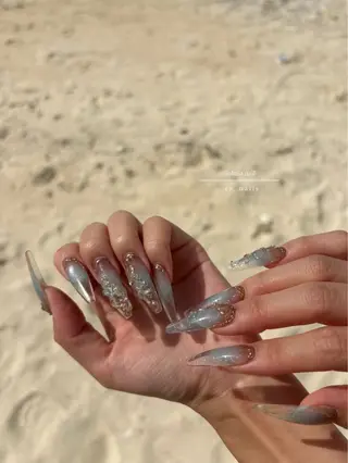 ネイル . Linaのネイルデザイン