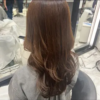 ロング コテ巻きパーマ💙 シノヤユイのヘアスタイル