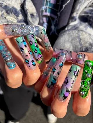 ネイル PINS16✴︎ 原宿ネイリストumiのネイルデザイン