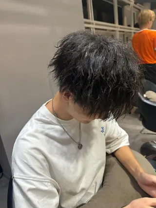 ミディアム パーマ メンズ 似合う髪型見つけます AYAKAのヘアスタイル