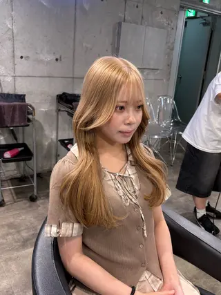 ロング カラー ハイトーン 横浜💞ミオのヘアスタイル