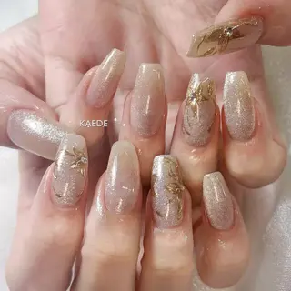 ネイル Queens テイのネイルデザイン