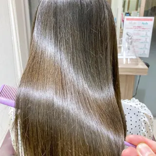 カラー 斉藤 翔平のヘアスタイル