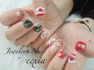 ネイル jewelry & nailecxia のネイルデザイン