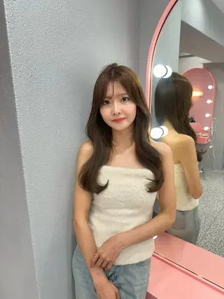 セミロング 透明感カラー♡ 原宿美容室￤Rinaのヘアスタイル