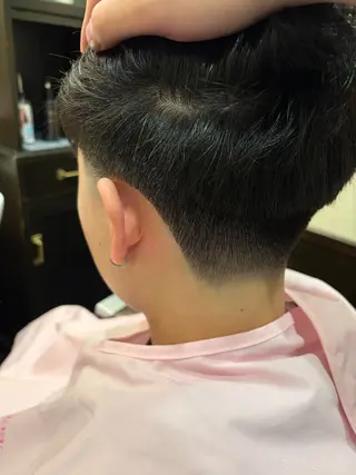 ミディアム 巽 嶺太のヘアスタイル