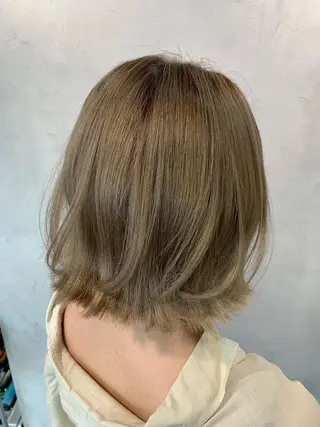 ショート カラー 江畑 匠 新宿三丁目 徒歩30秒⭐️のヘアスタイル