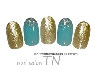 ネイル 矢川 まどかのネイルデザイン