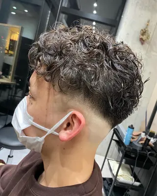 ショート パーマ メンズ 似合う髪型見つけます AYAKAのヘアスタイル