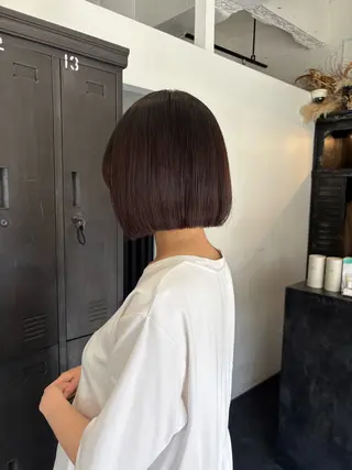 ショート ボブ・カラー 琴音のヘアスタイル