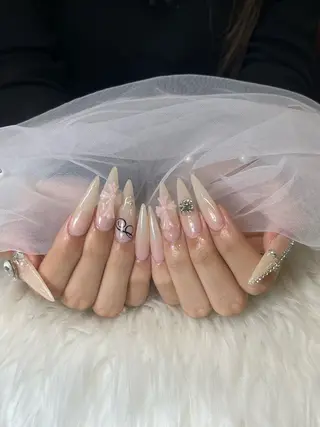 ネイル NiJi Nailsのネイルデザイン