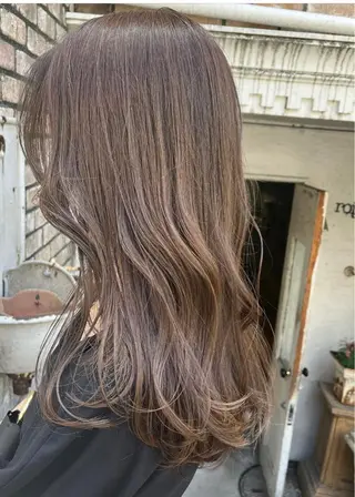 ロング カラー ヘアアレンジ レイヤー/グレージュ 🤍奥開梨恵のヘアスタイル