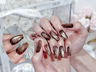 ネイル ✨Nailsalon Vi+✨のネイルデザイン