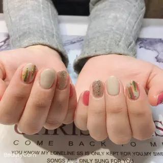 ネイル ガレンドウ 白澤 愛子のネイルデザイン