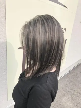ミディアム カラー LOOP hairのヘアスタイル