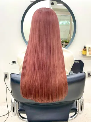 ロング 【ハイトーン特化】 Hugのヘアスタイル