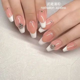 ネイル R inのネイルデザイン