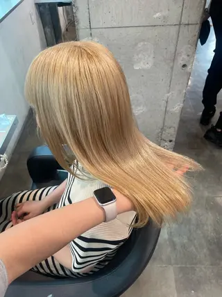 ミディアム カラー ハイトーン 横浜💞ミオのヘアスタイル