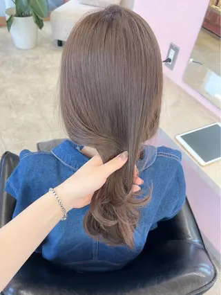 ミディアム yoshika 🐻 MATTYのヘアスタイル