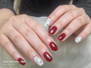 ネイル more  glam 大宮店カナのネイルデザイン