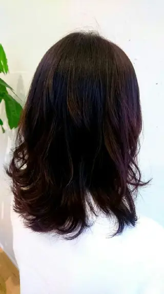 カラー ミディアム 山形 光輪子のヘアスタイル