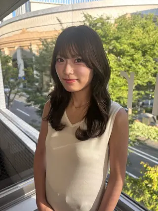 セミロング カラー ヘアアレンジ 【韓国ヘア/透明感 カラー】makotoのヘアスタイル