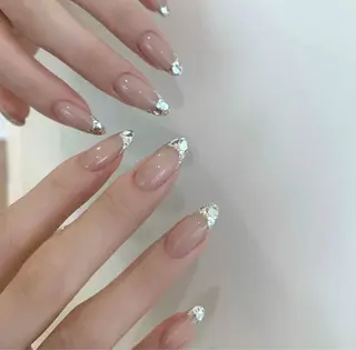 ネイル Elin Maggieのネイルデザイン