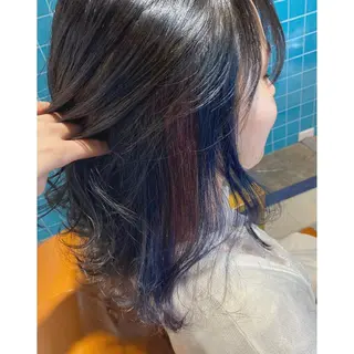 カラー 🩵盛れる顔周り/ 艶カラーemi🩵のヘアスタイル
