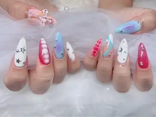 ネイル Kei Nail 長さ出し 付け放題のネイルデザイン