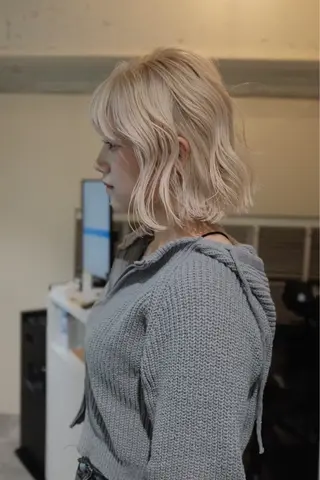 セミロング カラー ヘアアレンジ OPUSダブルカラー ケアブリーチのヘアスタイル