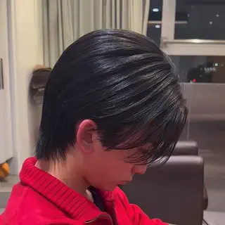 ミディアム メンズ 港南台短髪特化 フェザーパーマのヘアスタイル