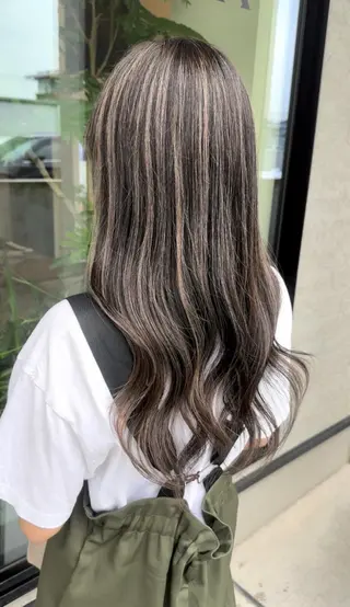 ロング 手塚 亮汰のヘアスタイル