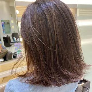 ミディアム カラー レイヤーカット/ ハイライト 千咲季のヘアスタイル