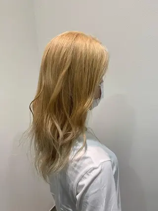 ロング カラー 長山 茉白のヘアスタイル