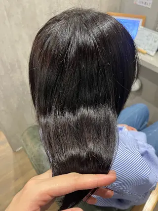 ミディアム 阪口 萌のヘアスタイル