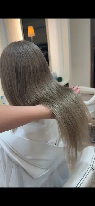 ロング will / ツジ ユヅキのヘアスタイル
