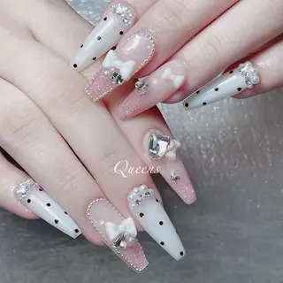 ネイル Queens ひなのネイルデザイン