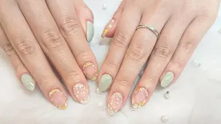 ネイル Tinaネイル 難波のネイルデザイン
