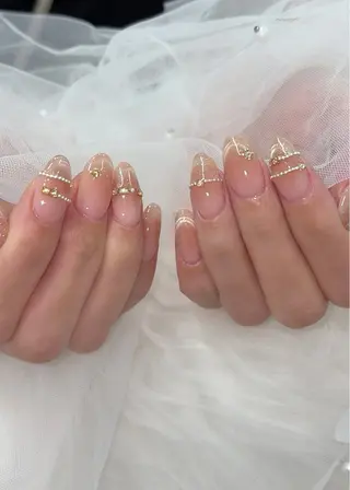 ネイル haruna🐈 うるちゅる/マグ🫧のネイルデザイン