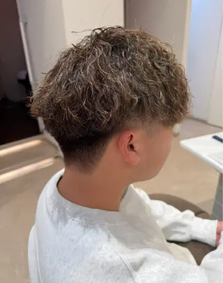 ショート パーマ 大久保 琳冬のヘアスタイル