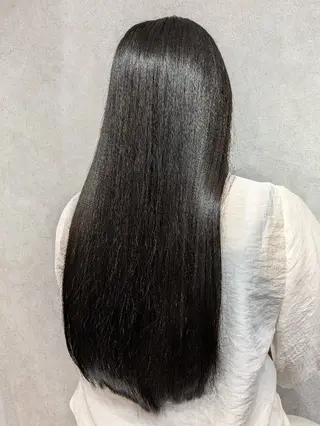 ロング 陽葵 (hinata)のヘアスタイル