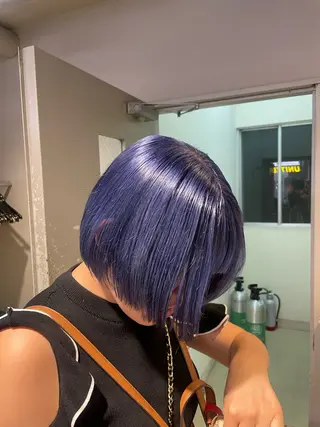 セミロング カラー 抜け感レイヤー︴ ニュアンスカラーのヘアスタイル