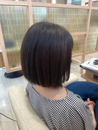 ショート être 加藤 悠花のヘアスタイル